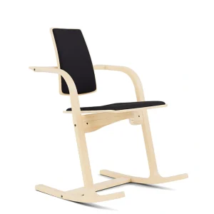 Silla Actulum natural tapizado negro
